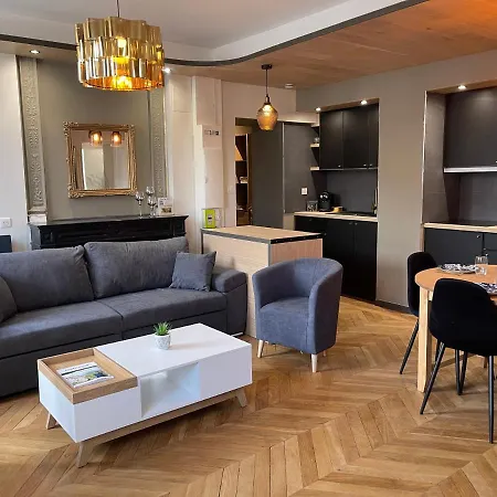 Superbe F3 Meuble , Hyper Centre, Fibre, Ideal Pro Apartment