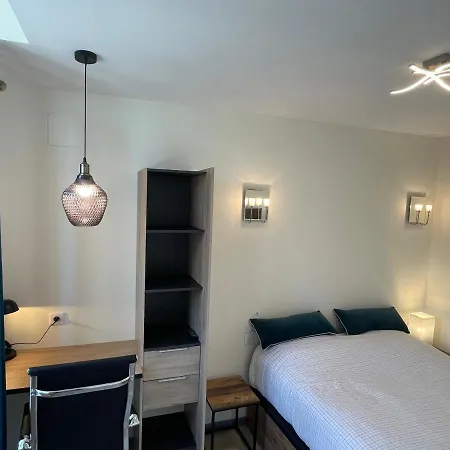 Superbe F3 Meuble , Hyper Centre, Fibre, Ideal Pro Apartment Montlucon