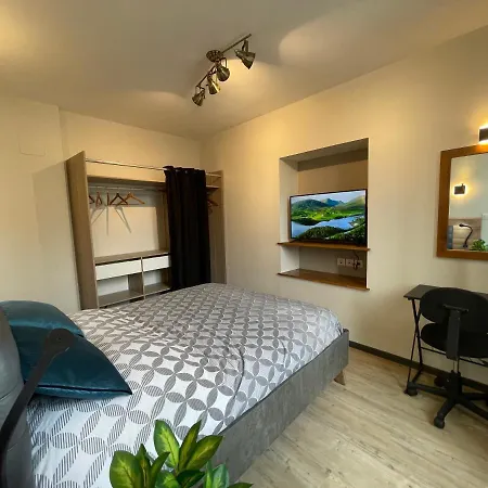 Apartment Superbe F3 Meuble , Hyper Centre, Fibre, Ideal Pro Montlucon