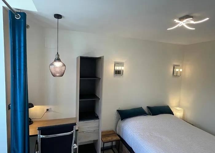 Superbe F3 Meuble , Hyper Centre, Fibre, Ideal Pro Apartment Montlucon